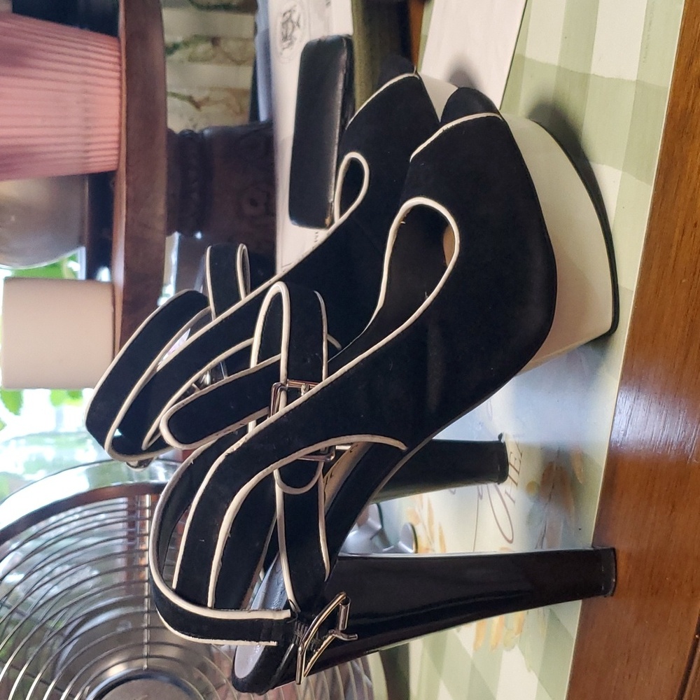 Fergie beautiful heels